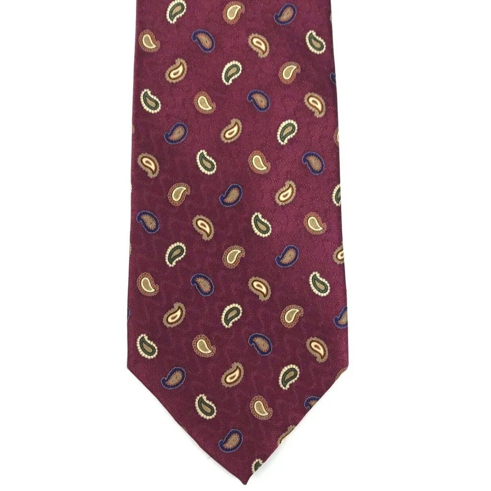 Jos A Bank Executive Collection Tie 100% Silk Paisley Burgundy Red Men's Necktie